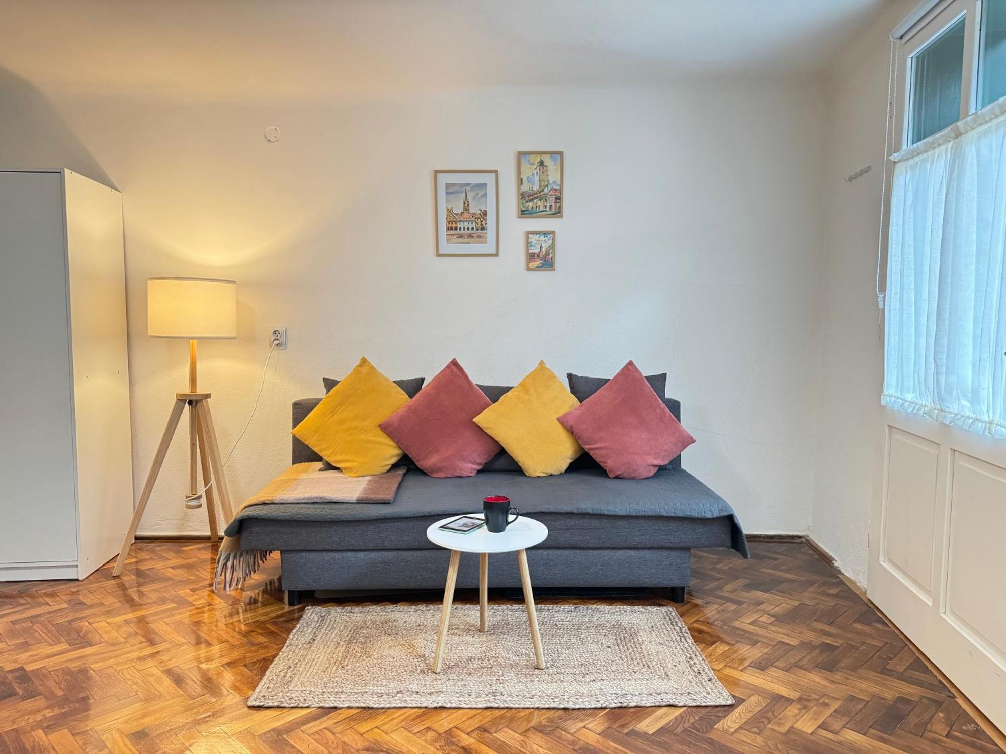 Charming Studio Ideal For Getaways Or Workations In Sibiu'S Medieval City Center Exterior photo